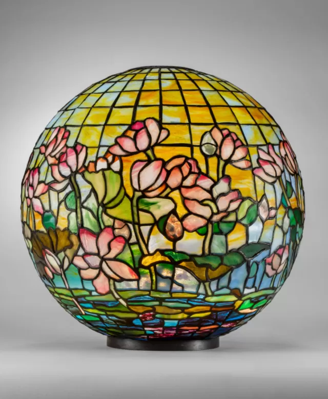 Lotus Globe